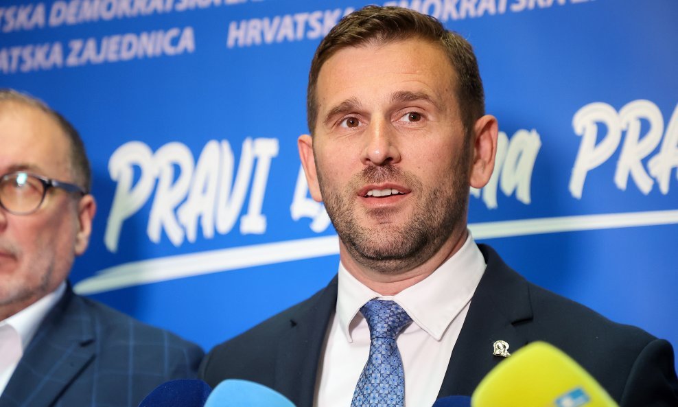 Tomislav Šuta