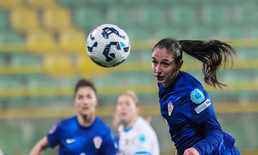Hrvatska ženska nogometna reprezentacija