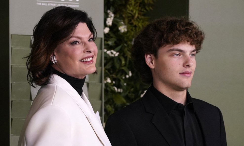 Linda Evangelista i sin Augustin