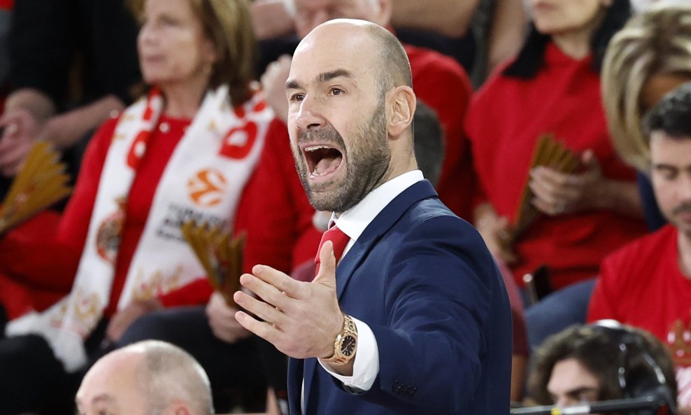 Vassilis and Spanoulis