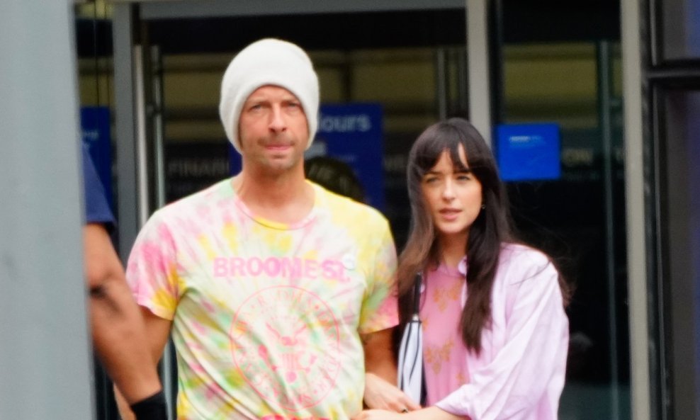 Dakota Johnson i Chris Martin
