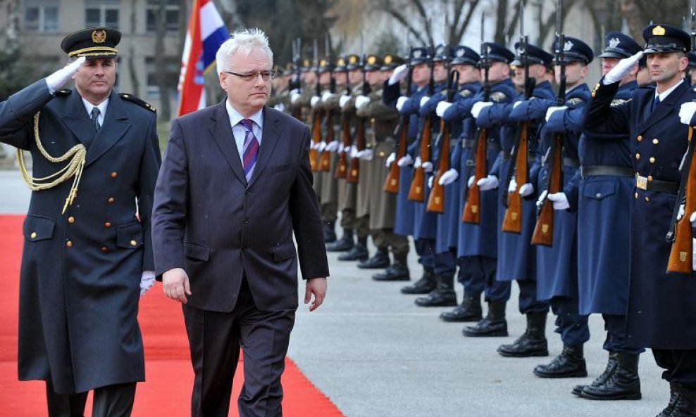 IVO JOSIPOVIĆ VOJSKA