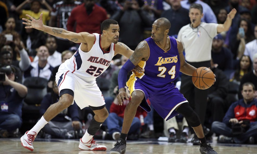 Kobe Bryant i Thabo Sefolosha