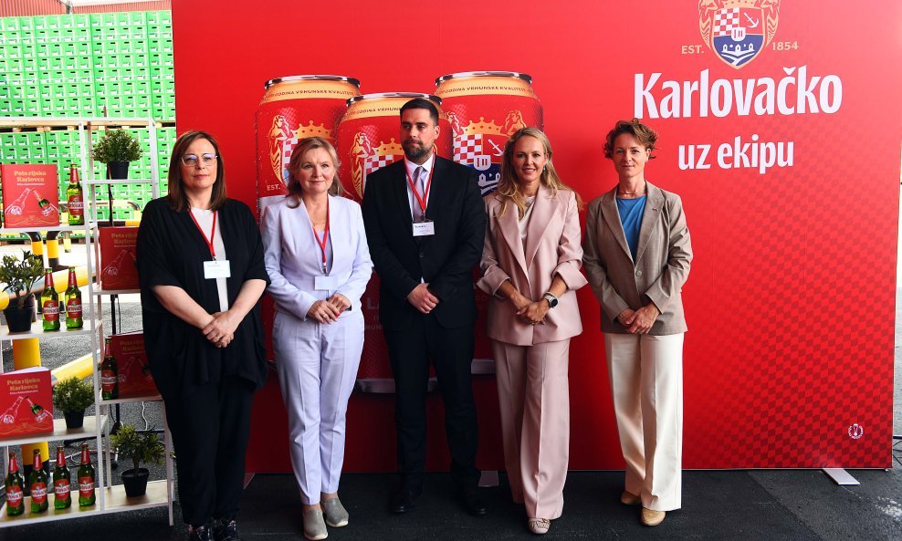 Ivana Fočić, Vesna Hajsan Dolinar, Goran Romek, Maud Meijboom-van Wel, Nj.E. Charlotte van Baak