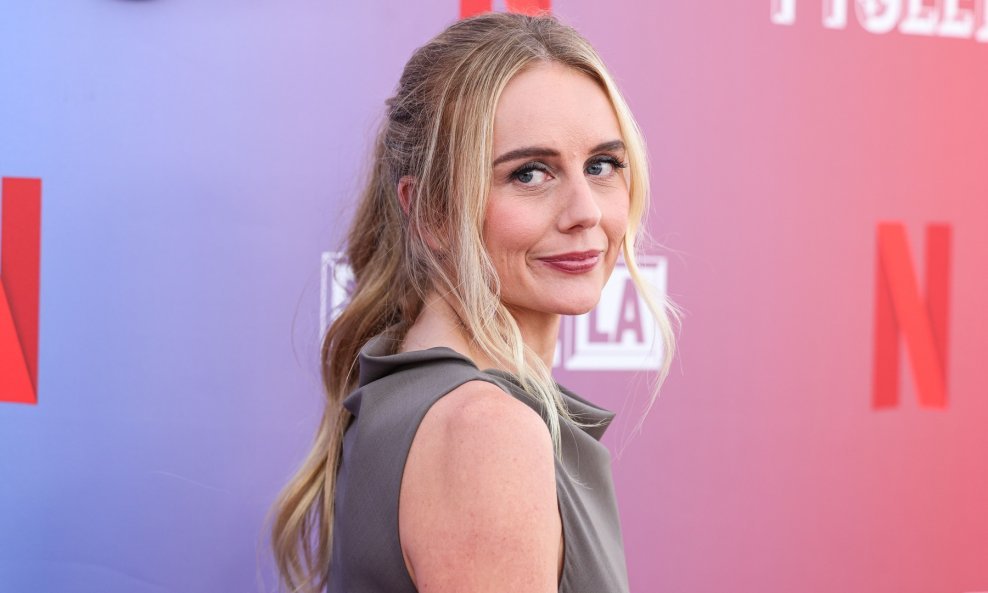 Justine Lupe