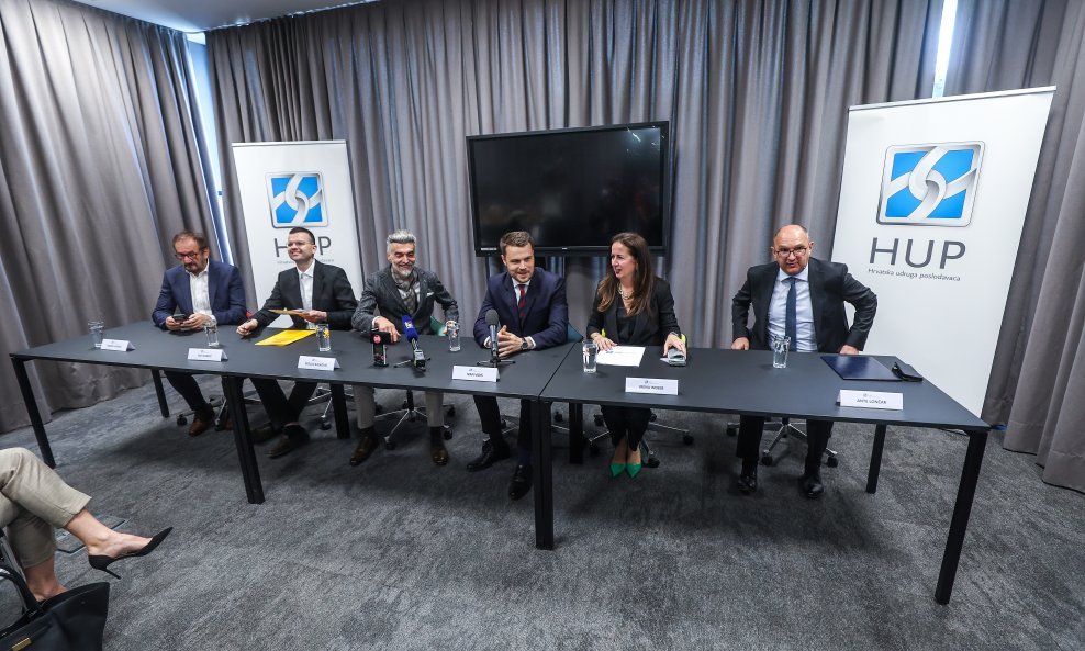 Konferencija za medije Hrvatske udruge poslodavaca na temu vaučera za obrazovanje odraslih