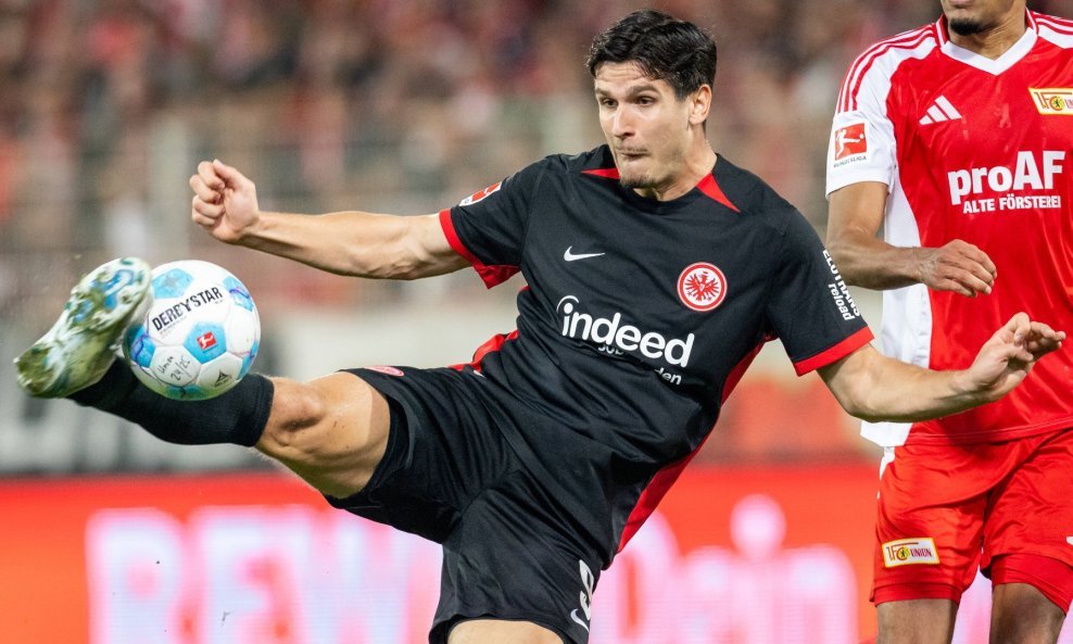 Igor Matanović Eintracht Frankfurt