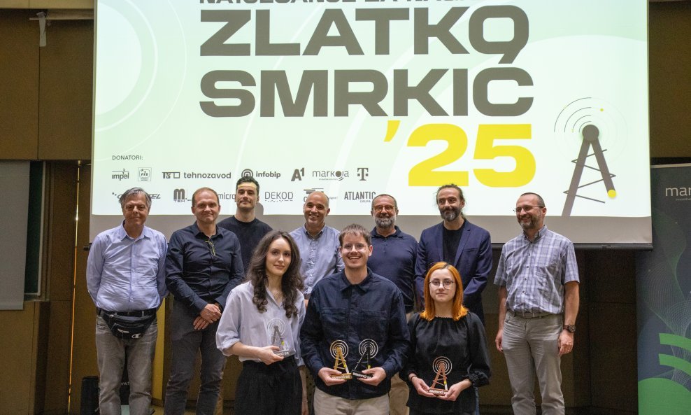 Komisija natjecanja: Neven Dragašević, Alberto Teković, Petar Dučić, Robert Tomljanović, Mario Rašpica, Boris Drilo, Krešimir Marušić te pobjednici Borna Boljkovac, Karla Udiljak i Mateja Vuradin