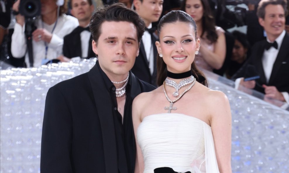 Nicola Peltz i Brooklyn Beckham