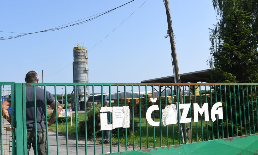 Eksplozija i požar u DI Čazma
