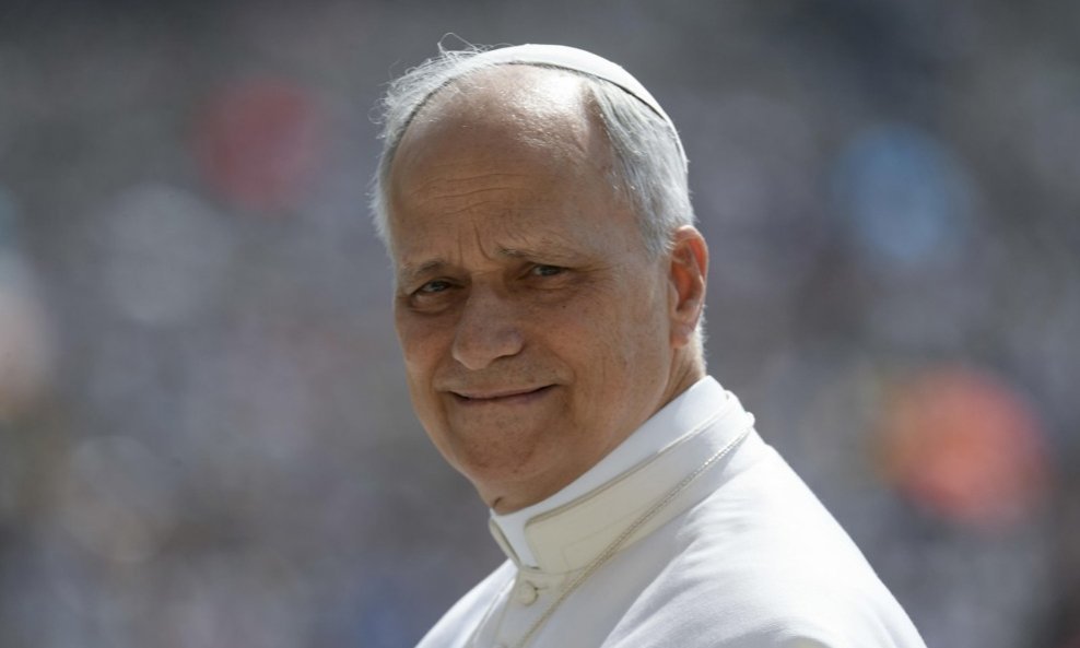 Papa Lav XIV.