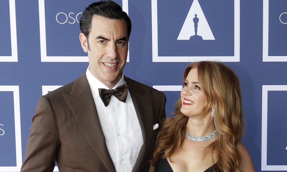 Sacha Baron Cohen i Isla Fisher