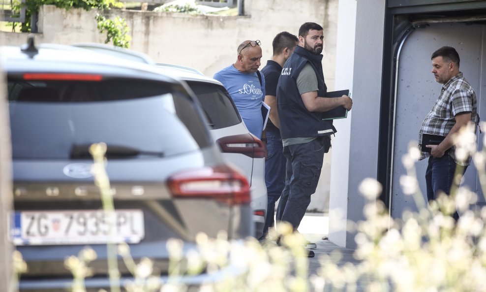 Policijski očevid dvostrukog ubojstva u Zagrebu