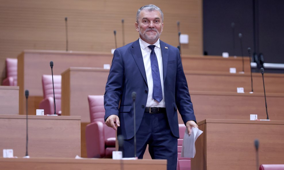 Petar Simić, Hrvatski sabor, ilustrativna fotografija