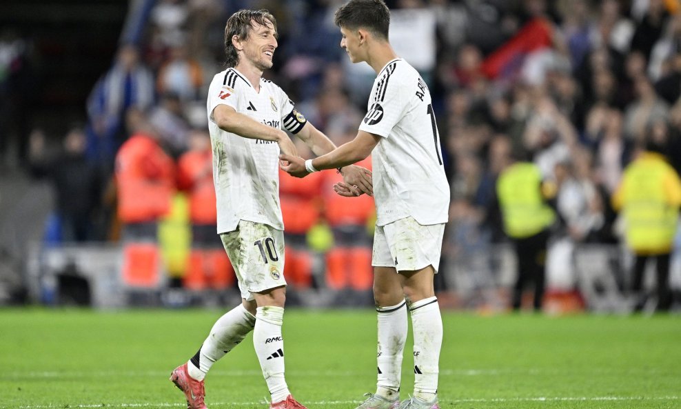 Modrić i Guller