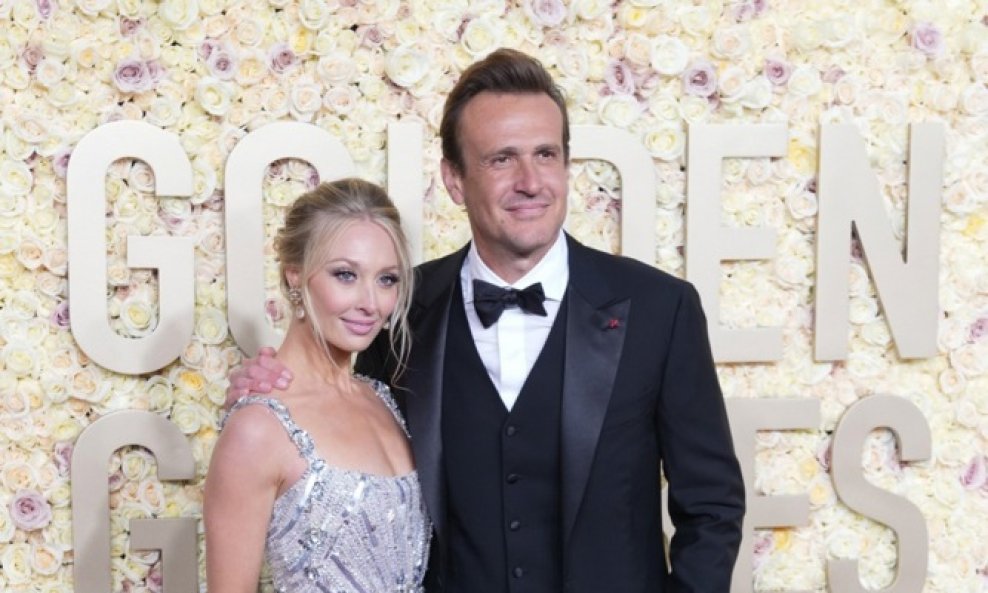 Jason Segel i Kayla Radomski