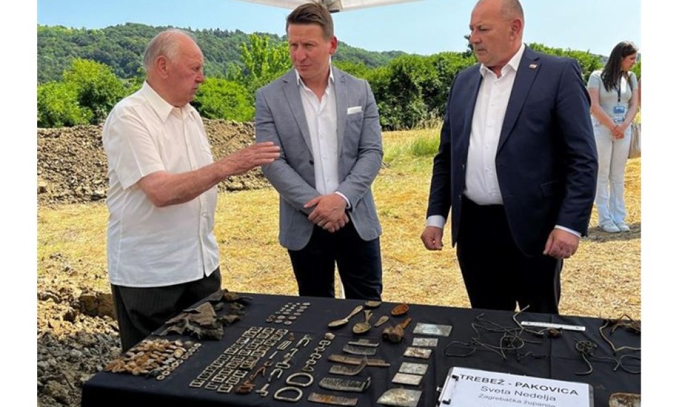 Na području Svete Nedelje iz masovnih grobnica ekshumirani ostaci 49 osoba