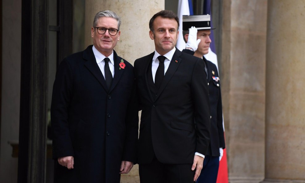 Keir Starmer i Emmanuel Macron