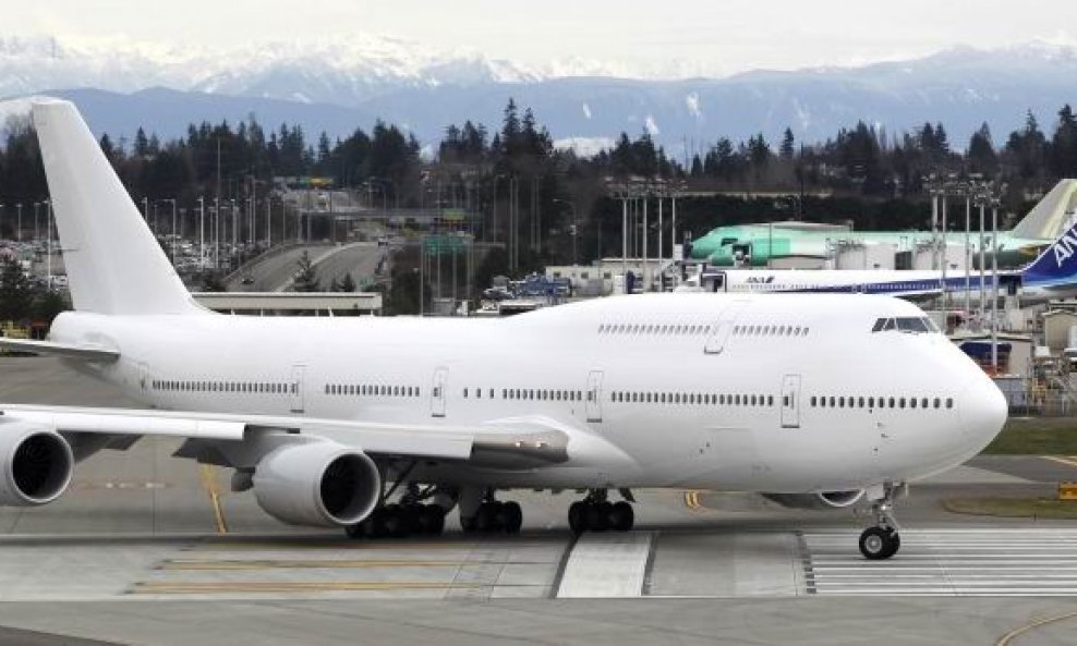 Boeing 747-8 (2)