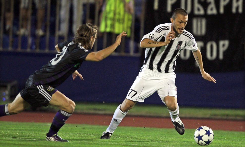 Ivica Iliev (desno, iz vreman dok je igrao za Partizan)