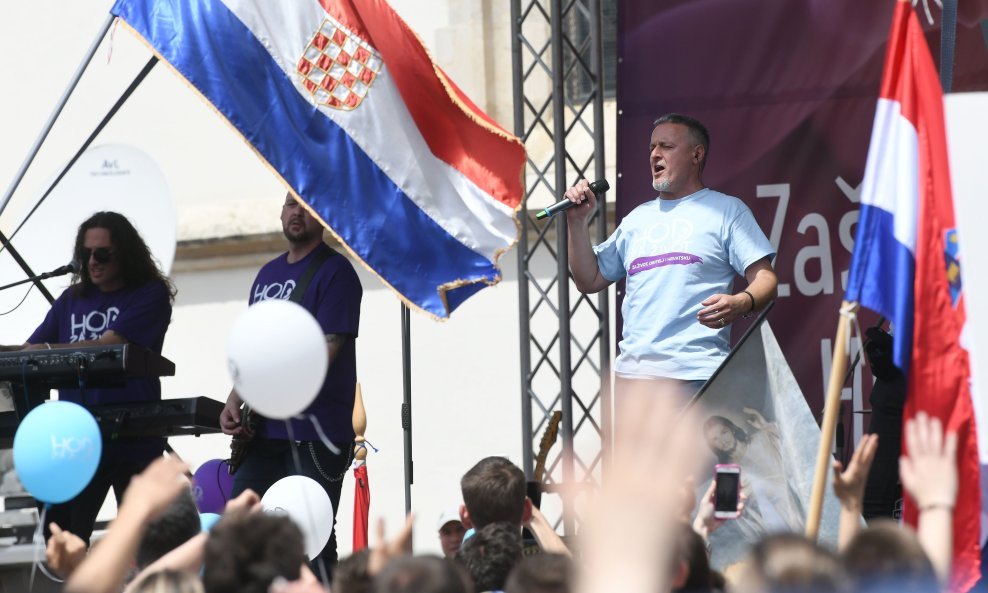 Zagreb: Thompsonov koncert u sklopu programa Hoda za život