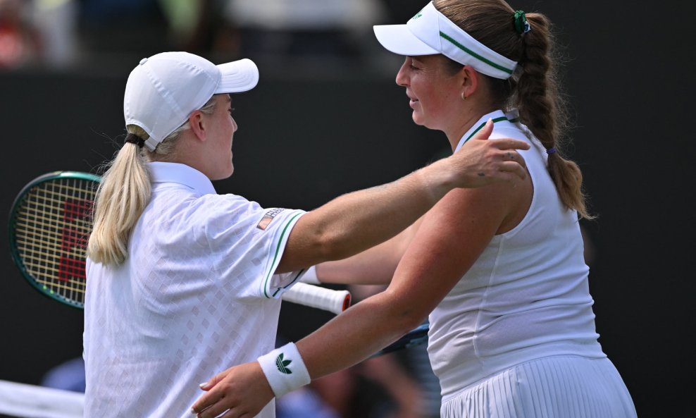 Ostapenko i Kartal