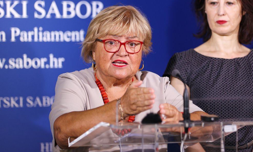 Anka Mrak Taritaš