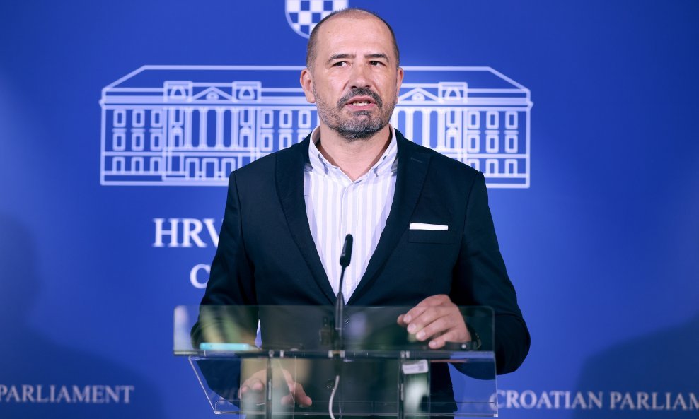 Igor Peternel