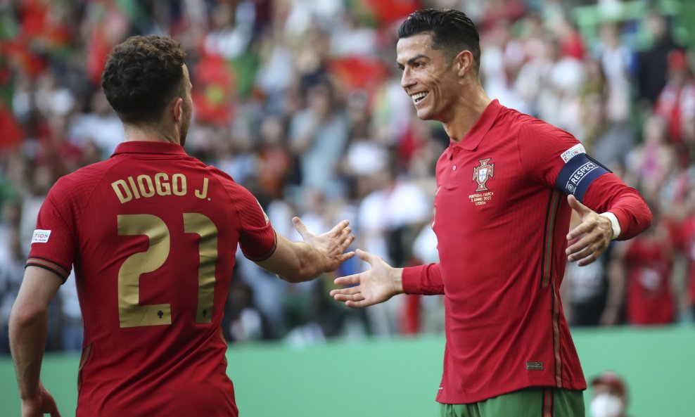 Cristiano Ronaldo i Diogo Jota