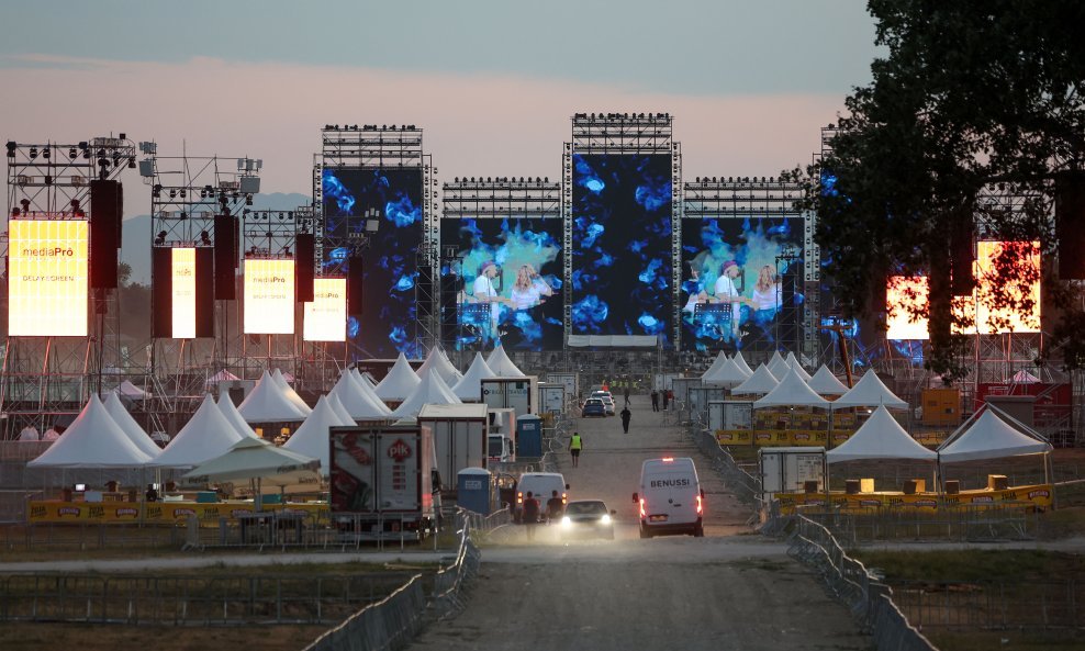 Thompson odradio probu za koncert