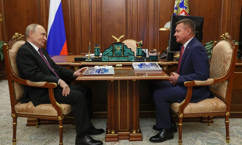 Vladimir Putin i Roman Starovoit