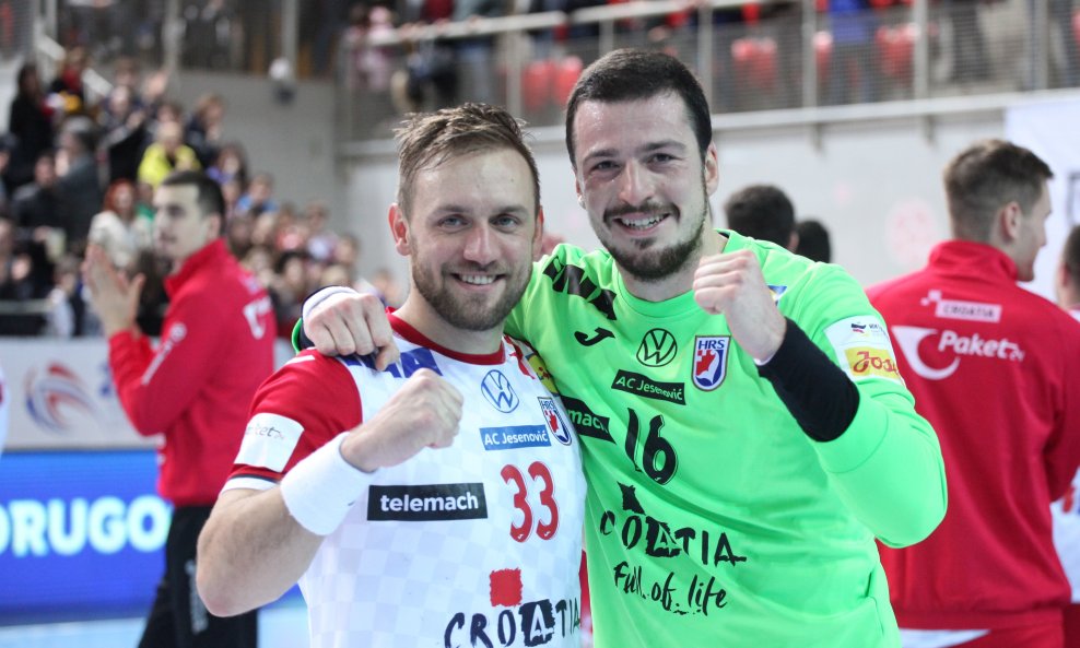 Filip Ivić (desno) i Luka Cindrić