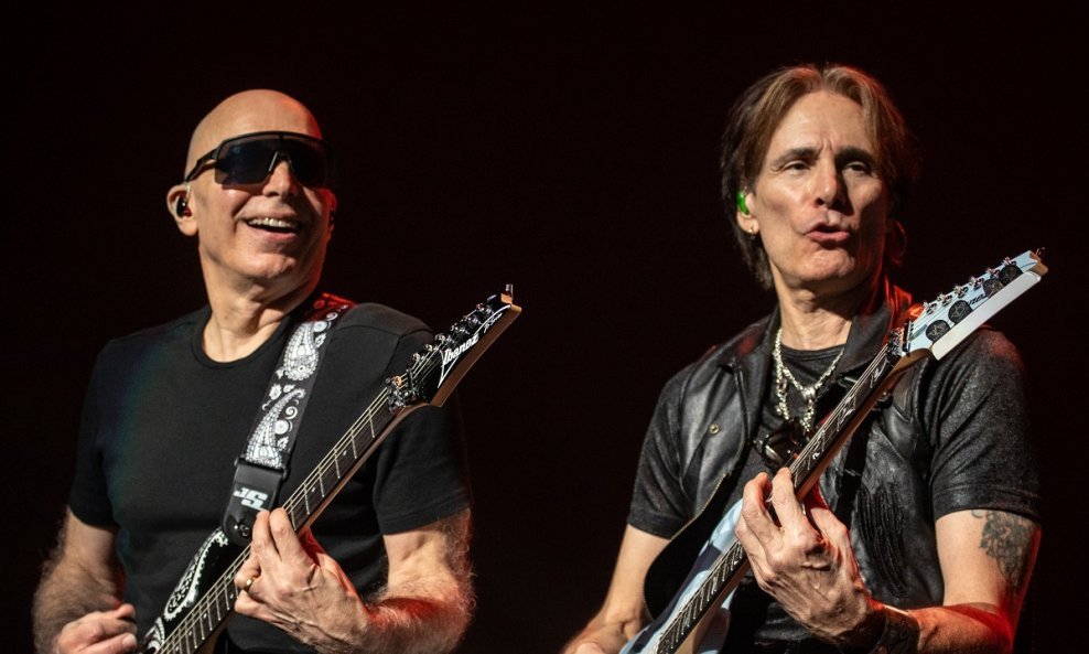 Joe Satriani, Steve Vai