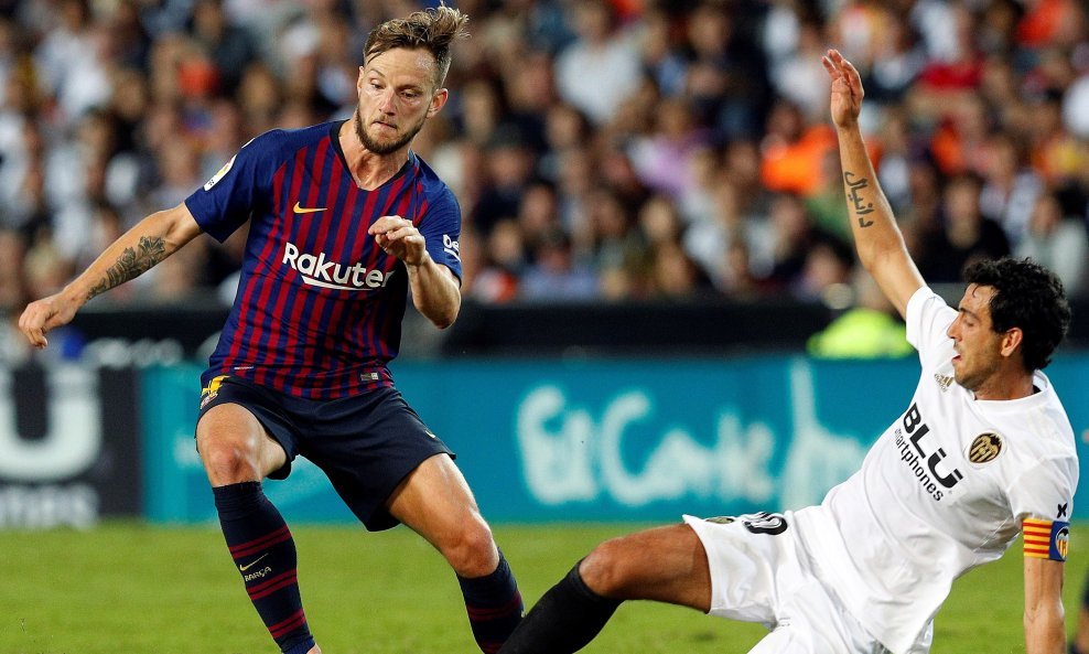 Ivan Rakitić vs Daniel Parejo