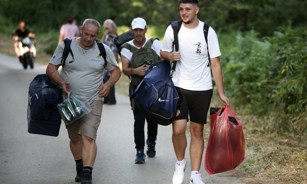 Krenuo 'Marš mira' prema Srebrenici