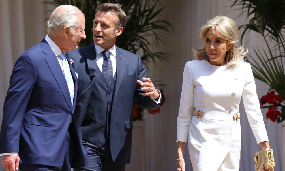 Kralj Charles III, Emmanuel i Brigitte Macron