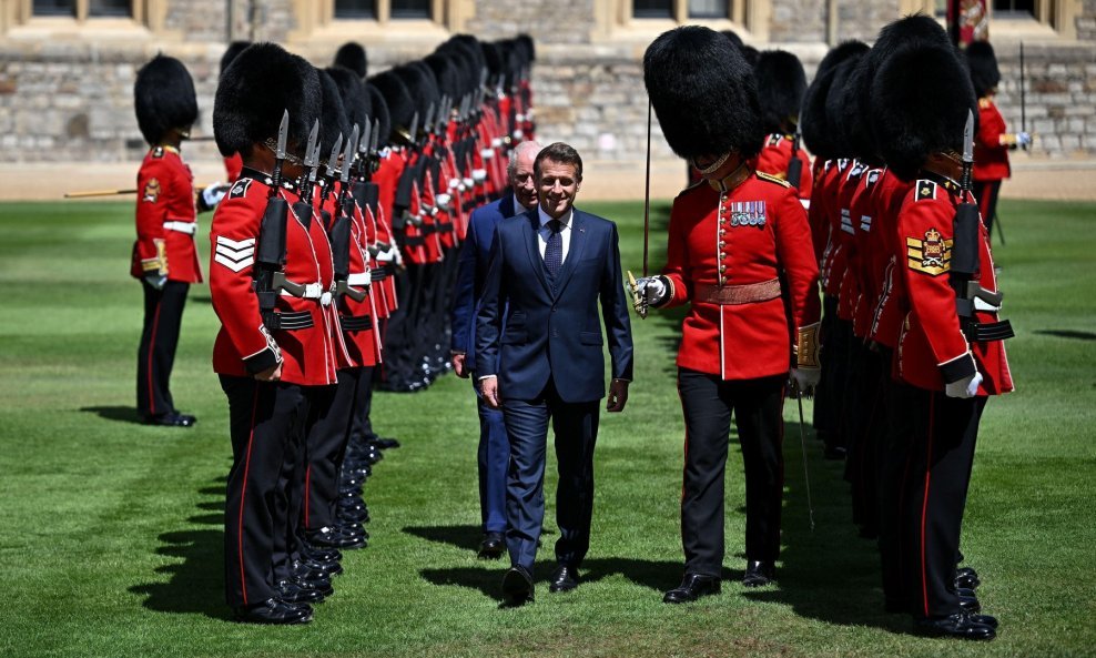 Emmanuel Macron i kralj Charles III