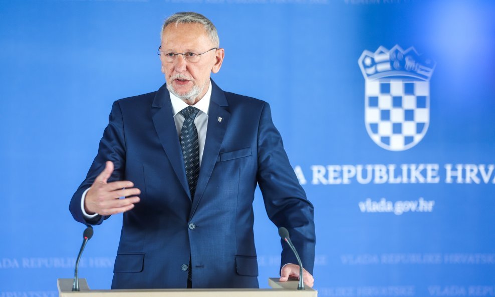 Davor Božinović