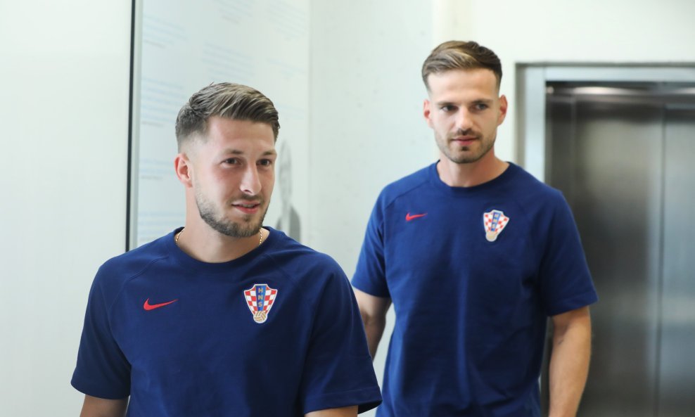 Marco Pašalić i Marin Pongračić na konferenciji za medije