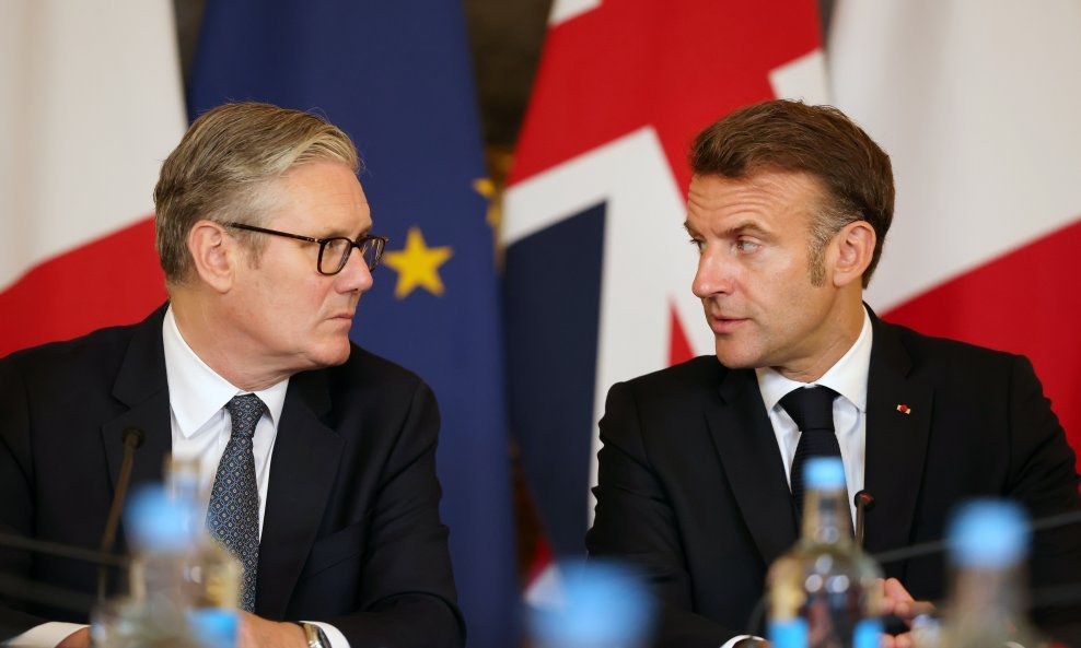 Keir Starmer i Emmanuel Macron