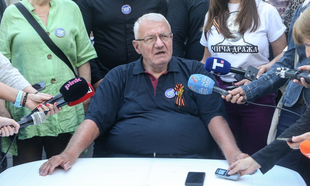 Promocija knjige Vojislava Šešelja u Beogradu