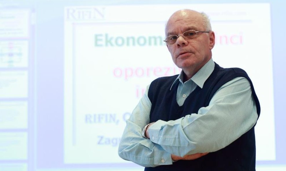 Ekonomski analitičar Guste Santini