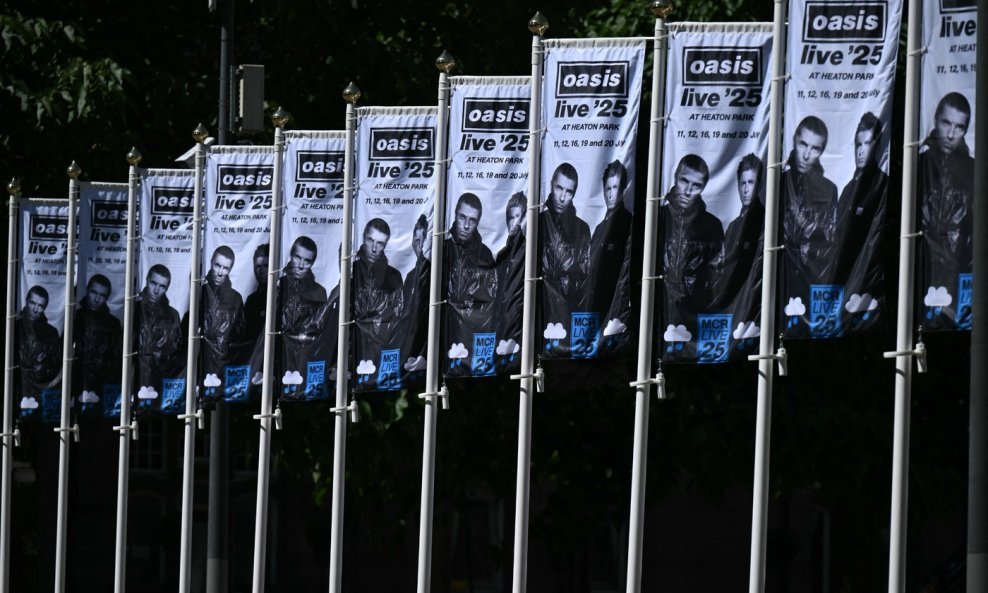 Oasis će održati pet koncerata u rodnom Manchesteru
