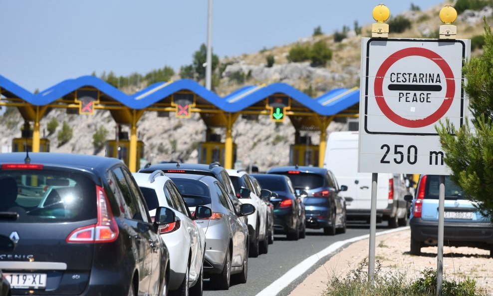 Naplata cestarine s kućicama i rampama na autocesti za godinu i pol dana bi trebala otići u povijest