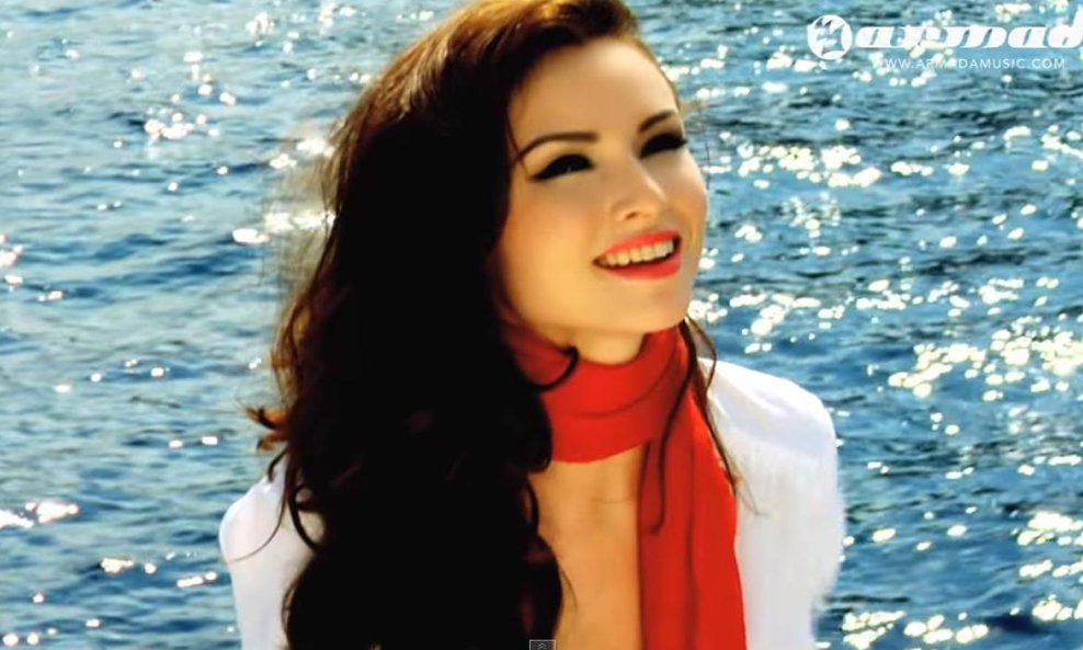 Sophie Ellis - Bextor