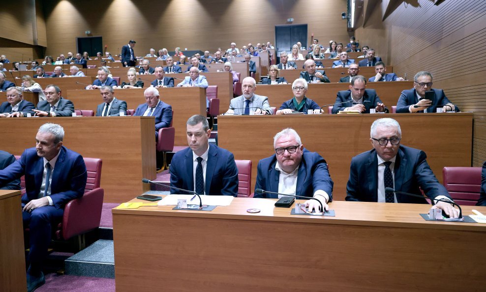 Glasanje u Hrvatskom saboru