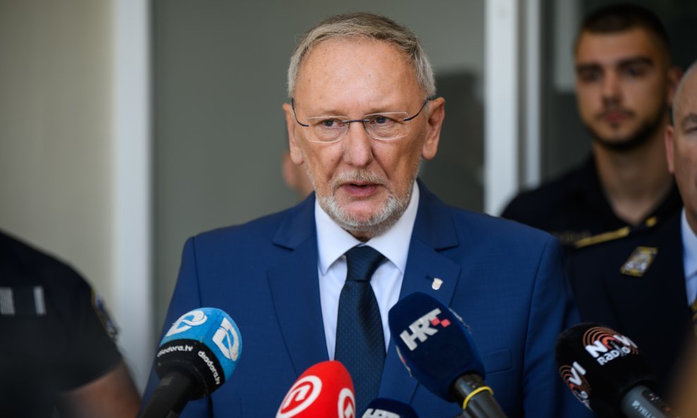 Davor Božinović