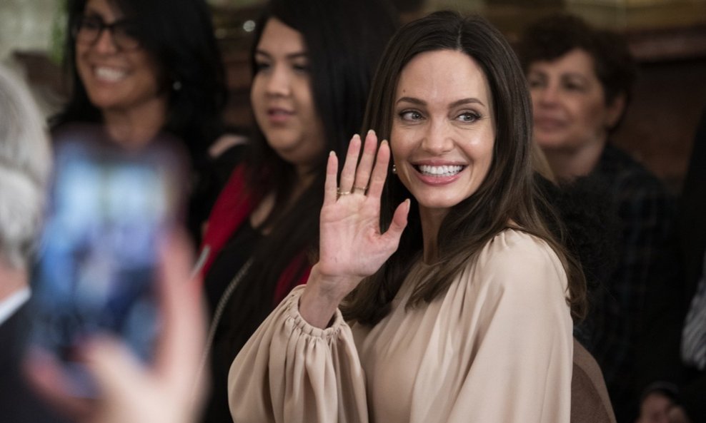 Angelina Jolie