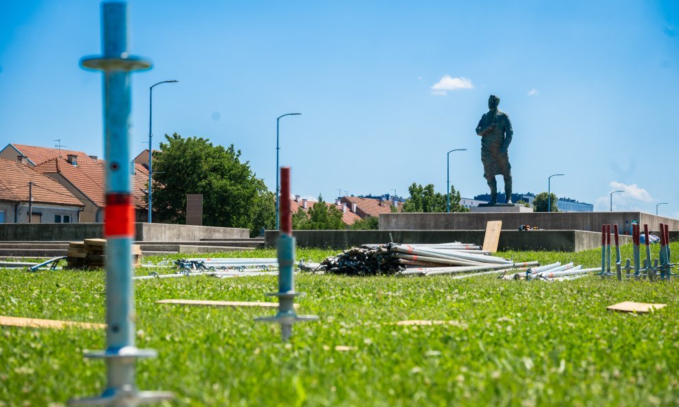 Pripreme za svečani vojni mimohod u Zagrebu
