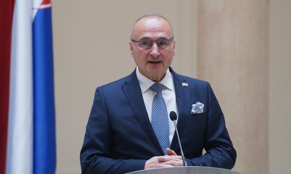 Gordan Grlić Radman